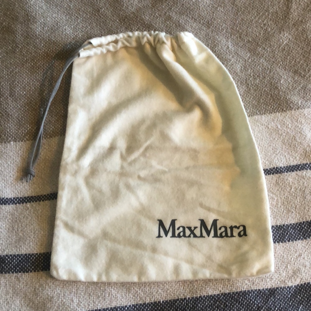 Maxmara Medium Drawstring Dust Bag / Authentic / … - image 2